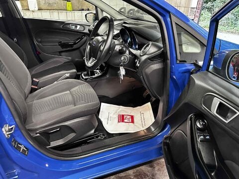 Ford Fiesta ZETEC 14
