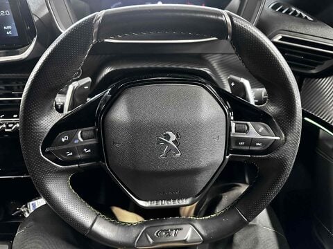 Peugeot 2008 PURETECH S/S GT PREMIUM 16