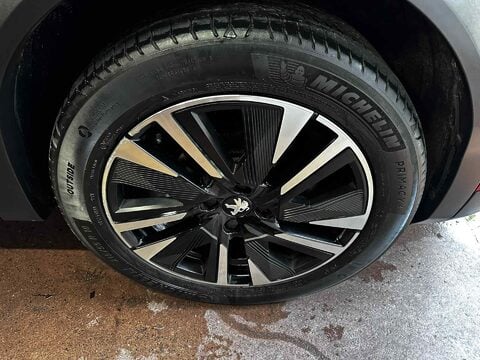 Peugeot 2008 PURETECH S/S GT PREMIUM 10