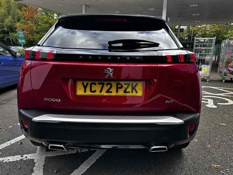 Peugeot 2008 PURETECH S/S GT PREMIUM 7
