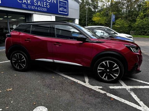 Peugeot 2008 PURETECH S/S GT PREMIUM 8