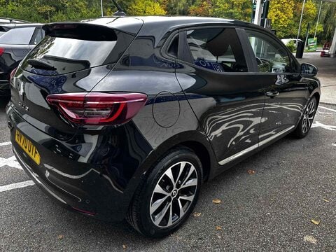 Renault Clio ICONIC DCI 2