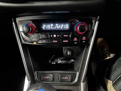 Suzuki SX4 S-Cross MOTION BOOSTERJET MHEV 23