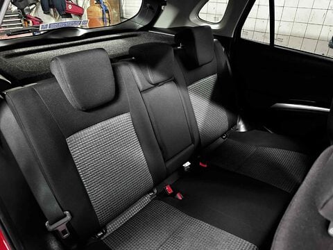 Suzuki SX4 S-Cross MOTION BOOSTERJET MHEV 27
