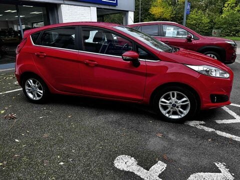 Ford Fiesta ZETEC 8