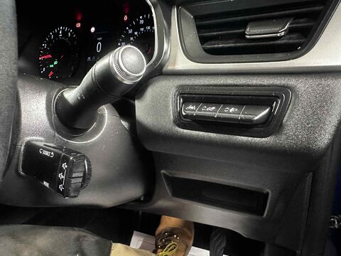 Renault Captur ICONIC TCE EDC 23