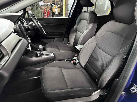 Renault Captur ICONIC TCE EDC 14