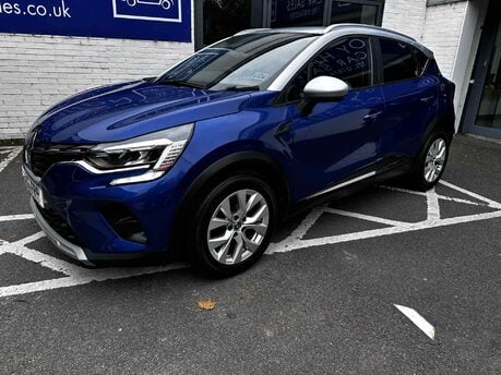 Renault Captur ICONIC TCE EDC