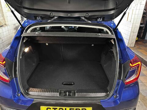 Renault Captur ICONIC TCE EDC 29