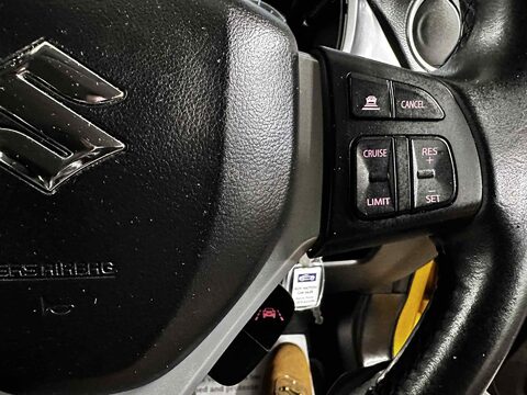 Suzuki Vitara SZ-T BOOSTERJET MHEV 14