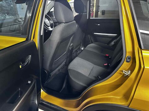 Suzuki Vitara SZ-T BOOSTERJET MHEV 24