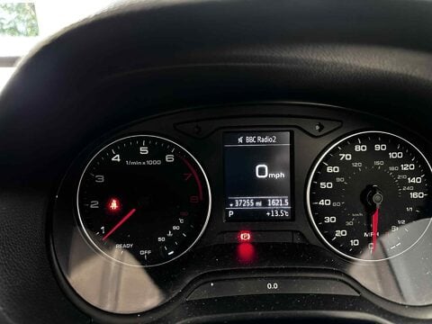 Audi Q2 TFSI SPORT 21