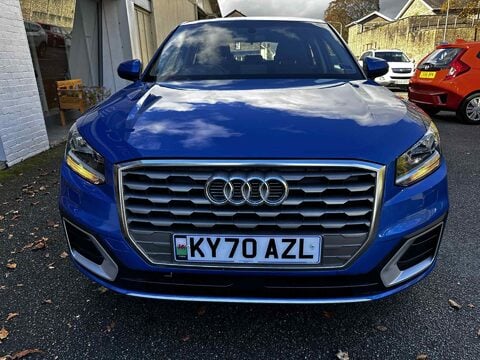 Audi Q2 TFSI SPORT 4