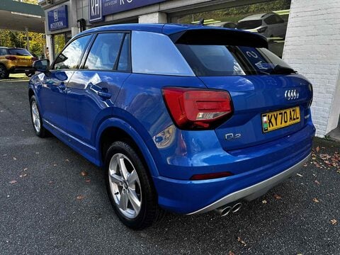 Audi Q2 TFSI SPORT 6