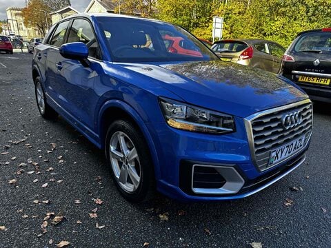 Audi Q2 TFSI SPORT 9