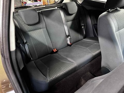 Ford Fiesta ZETEC 26