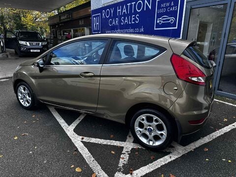 Ford Fiesta ZETEC 6