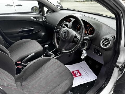 Vauxhall Corsa SXI A/C 10