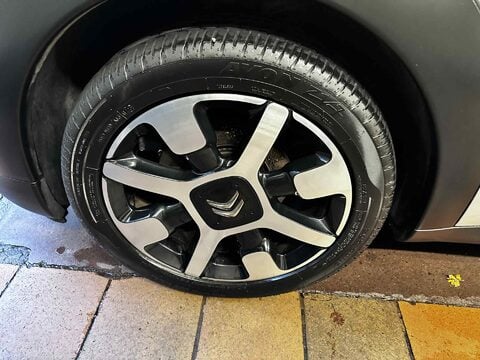 Citroen C4 Cactus BLUEHDI FLAIR 12