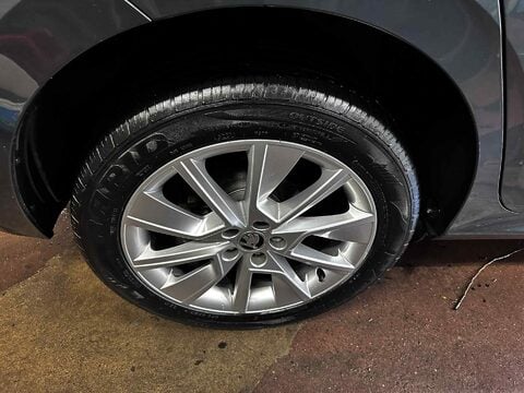 Skoda Kamiq SE TSI 10