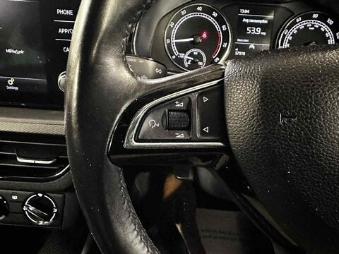 Skoda Kamiq SE TSI 18