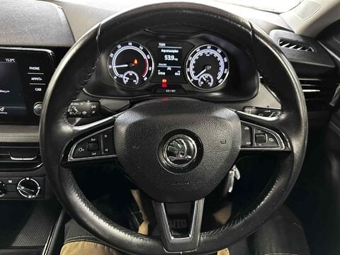 Skoda Kamiq SE TSI 17