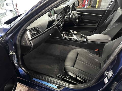 BMW 3 Series 320I SPORT 3