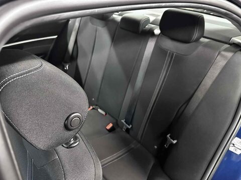 BMW 3 Series 320I SPORT 26