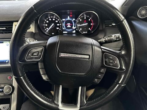 Land Rover Range Rover Evoque ED4 SE TECH 17
