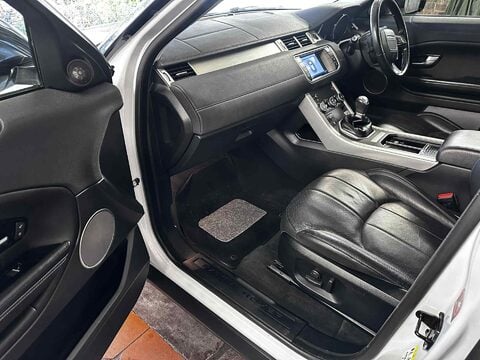 Land Rover Range Rover Evoque ED4 SE TECH 3