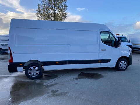 Renault Master LWB 4