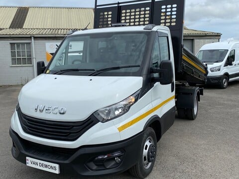 Iveco Daily 35C14B 10