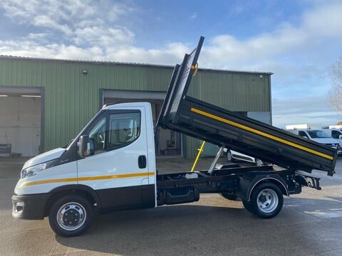 Iveco Daily 35C14B 11