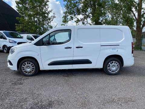 Vauxhall Combo L2H1 2300 SPORTIVE S/S 9