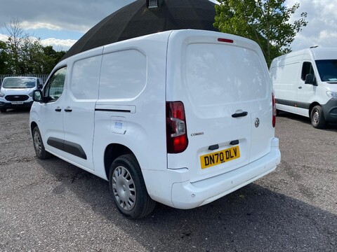 Vauxhall Combo L2H1 2300 SPORTIVE S/S 8