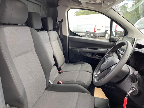 Vauxhall Combo L1H1 2300 SPORTIVE 12