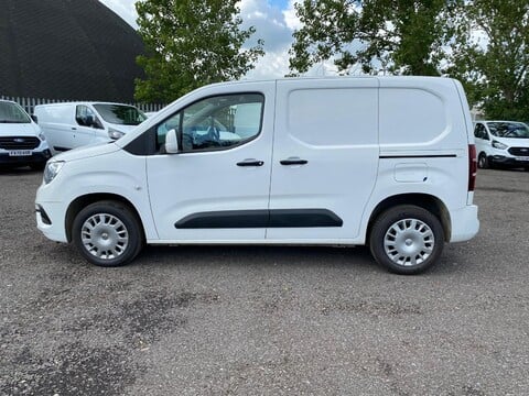 Vauxhall Combo L1H1 2300 SPORTIVE 8