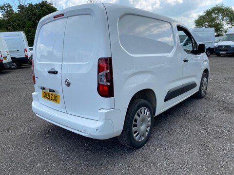 Vauxhall Combo L1H1 2300 SPORTIVE 5