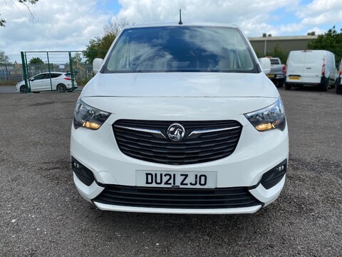 Vauxhall Combo L1H1 2300 SPORTIVE 2