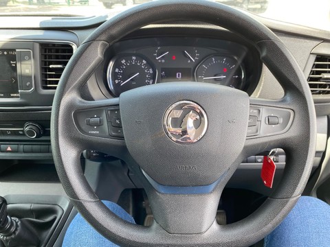 Vauxhall Vivaro L2H1 2900 SPORTIVE S/S 16