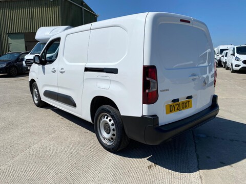 Vauxhall Combo L2H1 2300 EDITION S/S 9