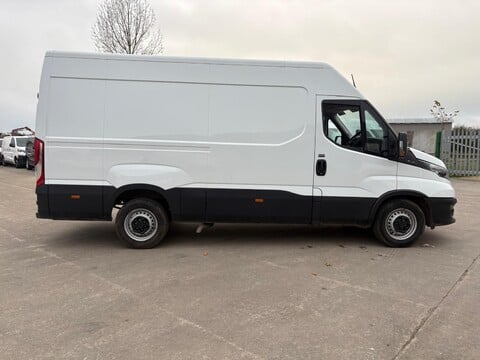 Iveco Daily 35S14VB 9