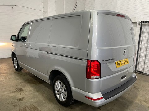 Volkswagen Transporter T28 TDI P/V HIGHLINE 9