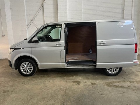 Volkswagen Transporter T28 TDI P/V HIGHLINE 11