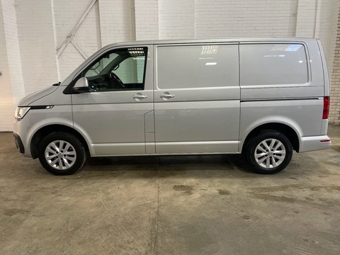 Volkswagen Transporter T28 TDI P/V HIGHLINE 10