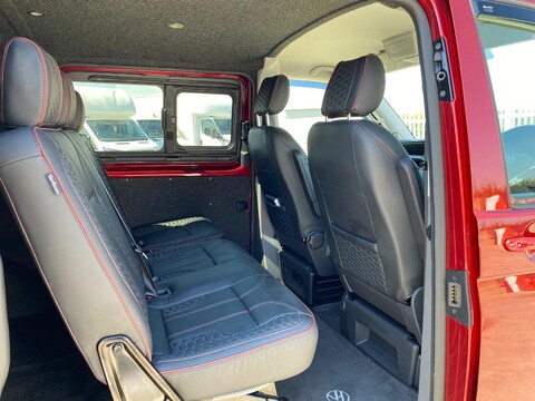 Volkswagen Transporter T30 TDI P/V HIGHLINE 13