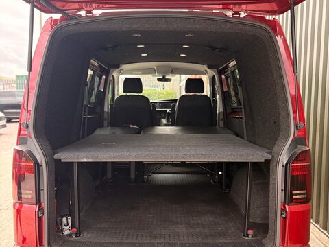 Volkswagen Transporter T30 TDI P/V HIGHLINE 9