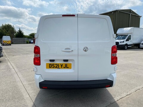 Vauxhall Vivaro L2H1 3100 SPORTIVE S/S DCB 6