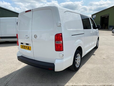 Vauxhall Vivaro L2H1 3100 SPORTIVE S/S DCB 5