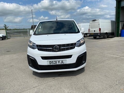 Vauxhall Vivaro L2H1 3100 SPORTIVE S/S DCB 2